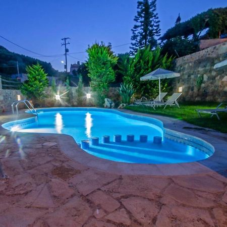 Aretaki Villas Astrátigos Екстериор снимка