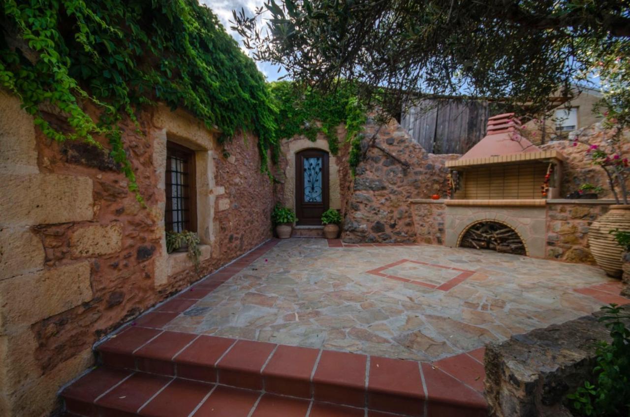 Aretaki Villas Astrátigos Екстериор снимка