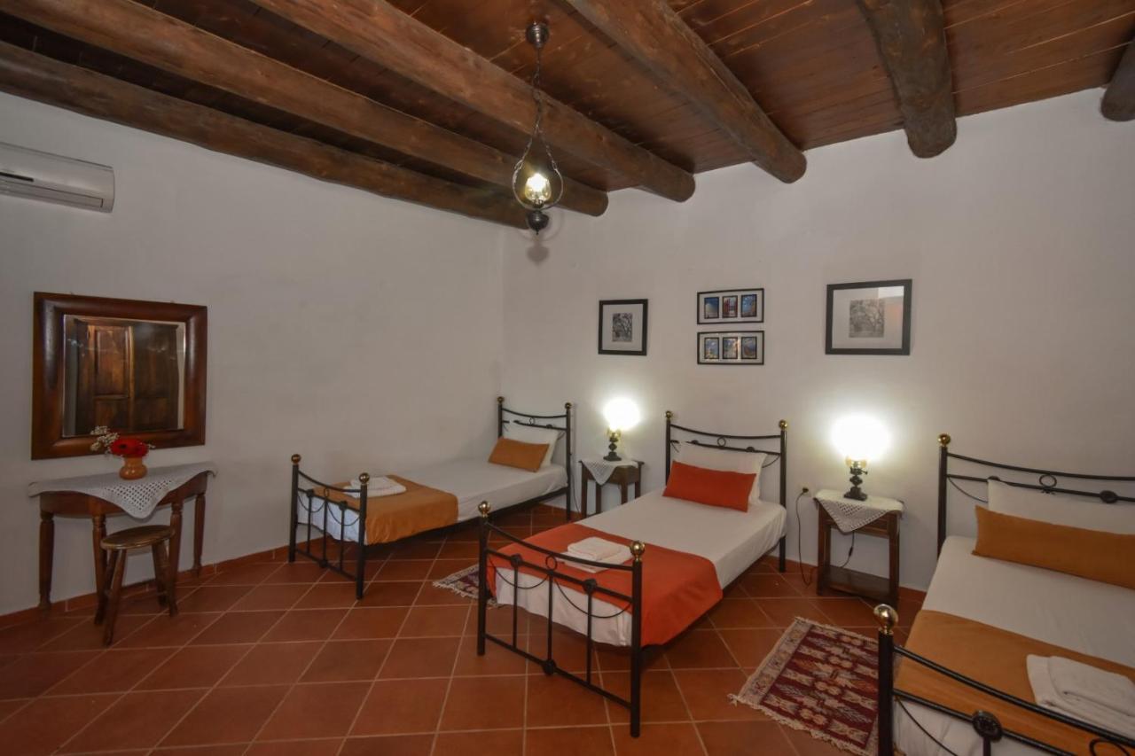 Aretaki Villas Astrátigos Екстериор снимка