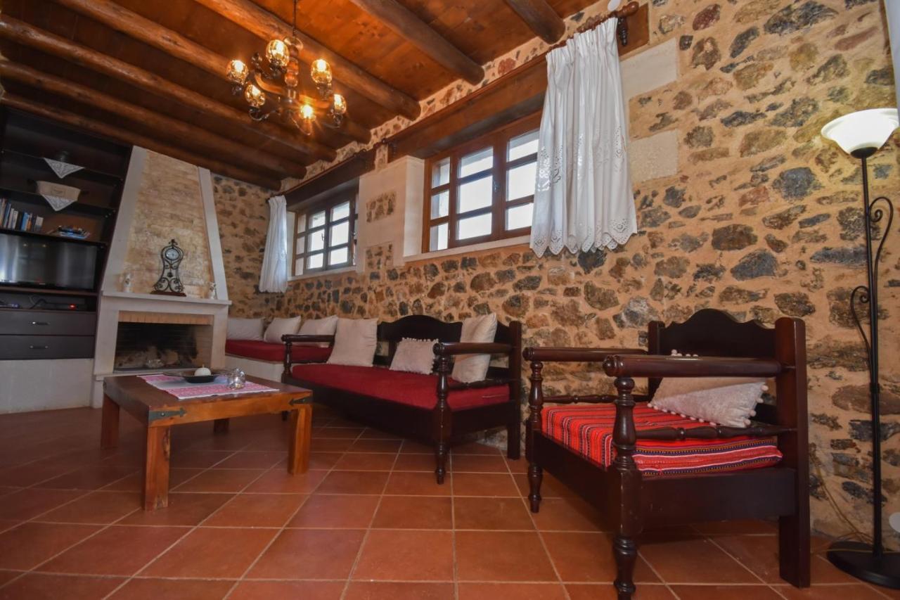 Aretaki Villas Astrátigos Екстериор снимка