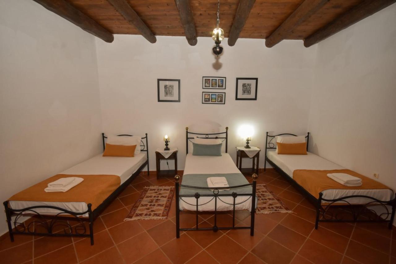 Aretaki Villas Astrátigos Екстериор снимка