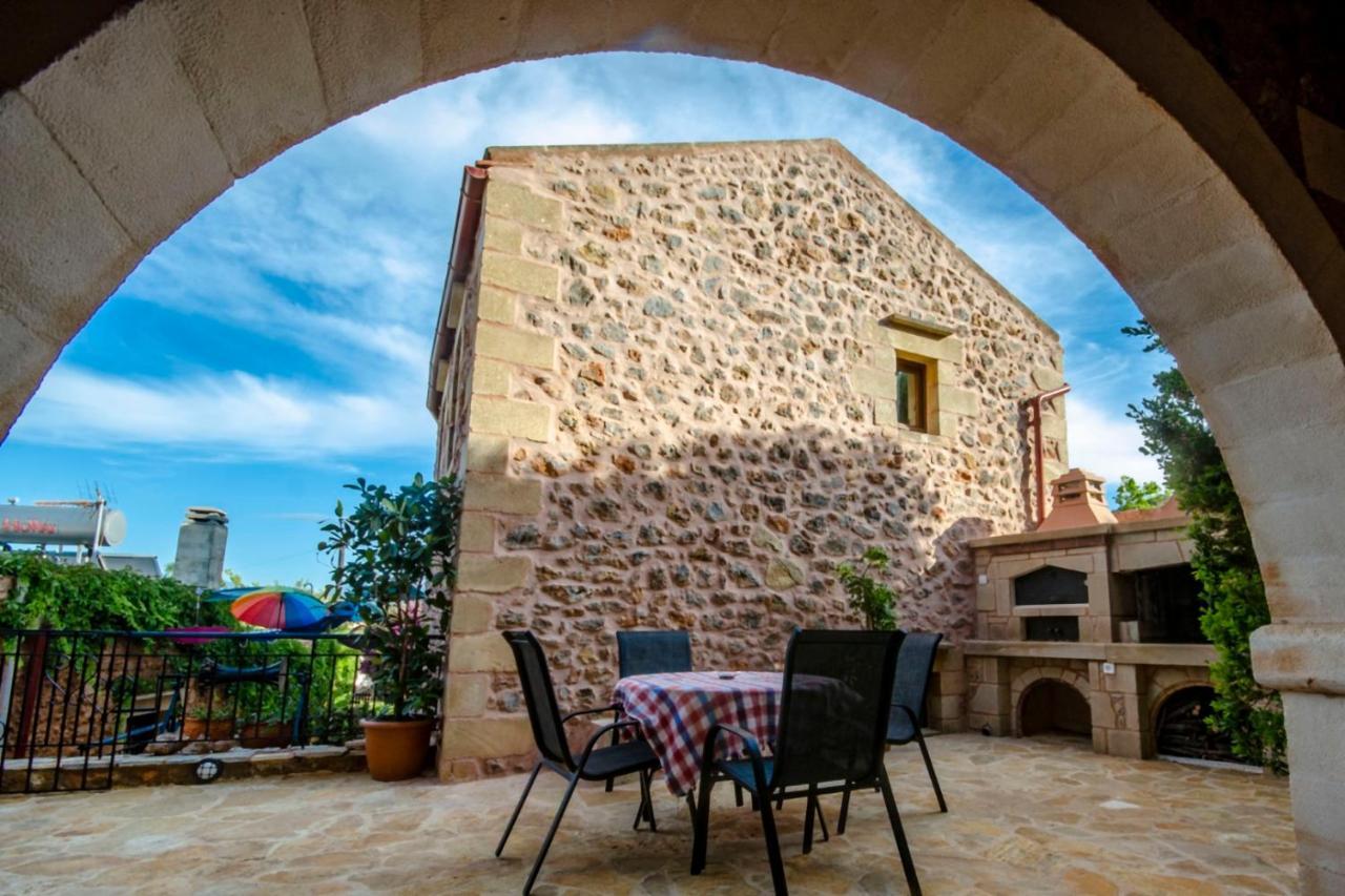 Aretaki Villas Astrátigos Екстериор снимка
