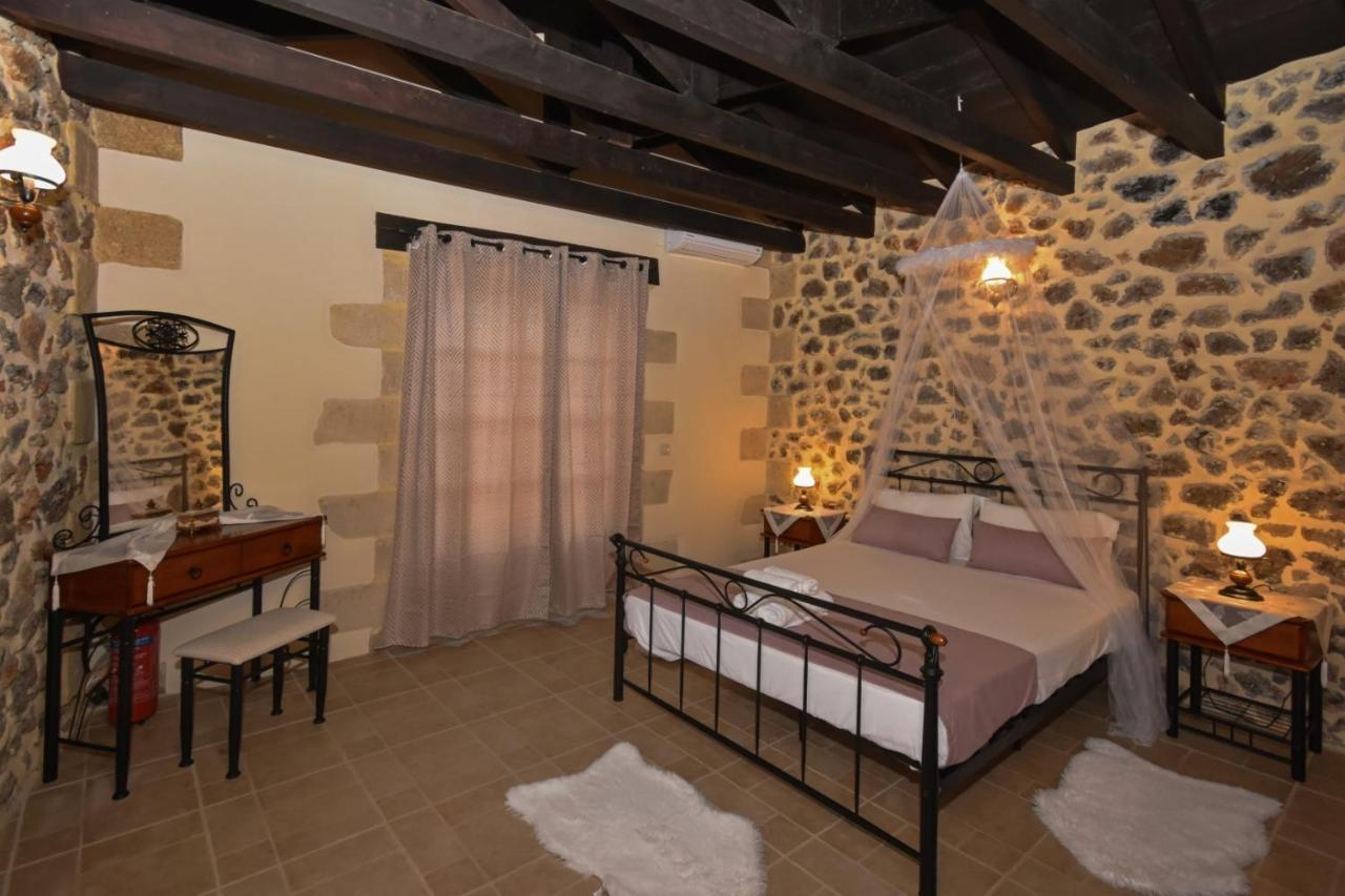 Aretaki Villas Astrátigos Екстериор снимка