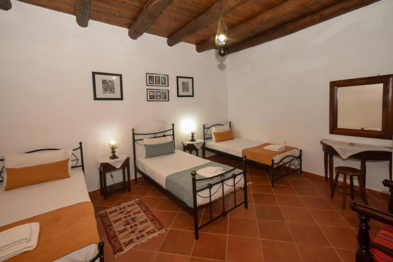 Aretaki Villas Astrátigos Екстериор снимка