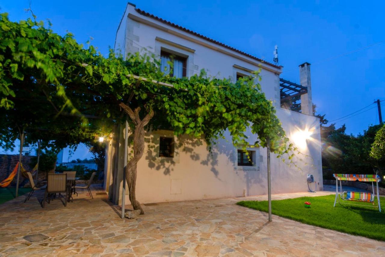 Aretaki Villas Astrátigos Екстериор снимка