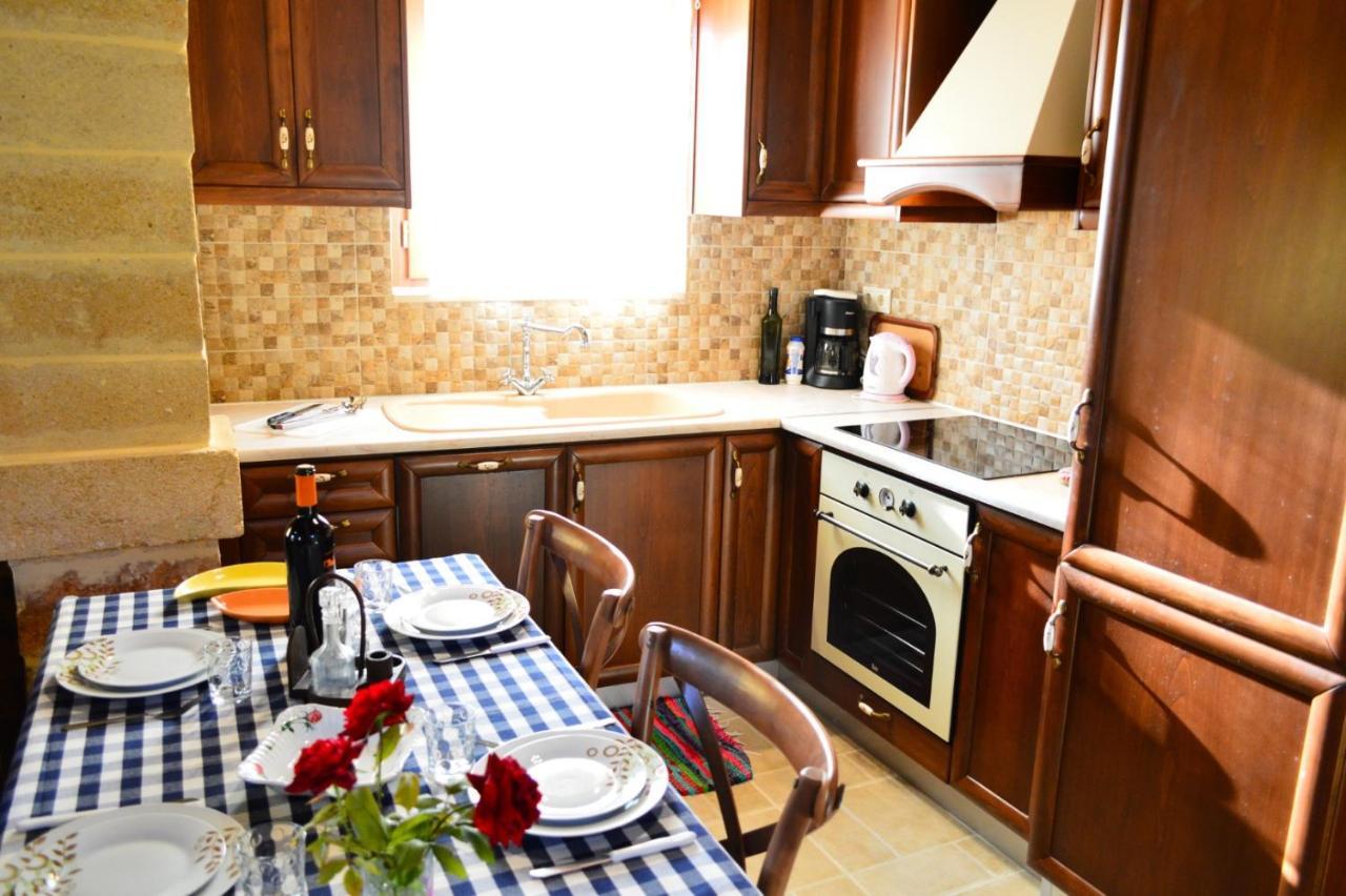 Aretaki Villas Astrátigos Екстериор снимка