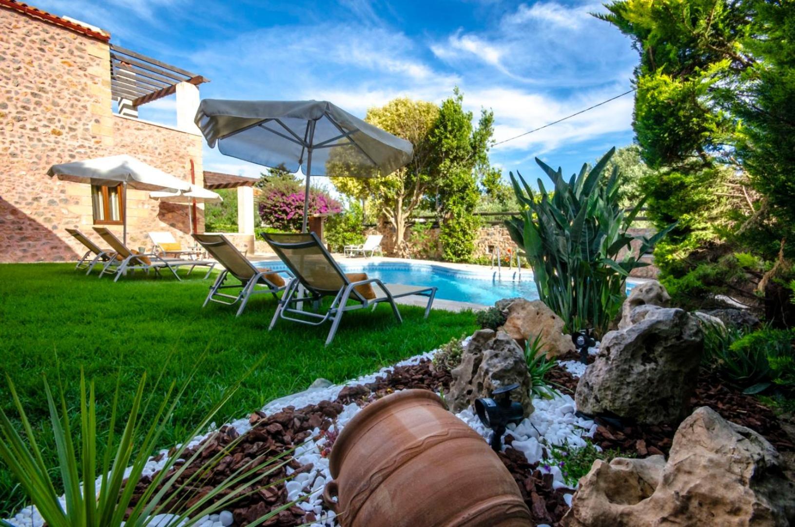 Aretaki Villas Astrátigos Екстериор снимка