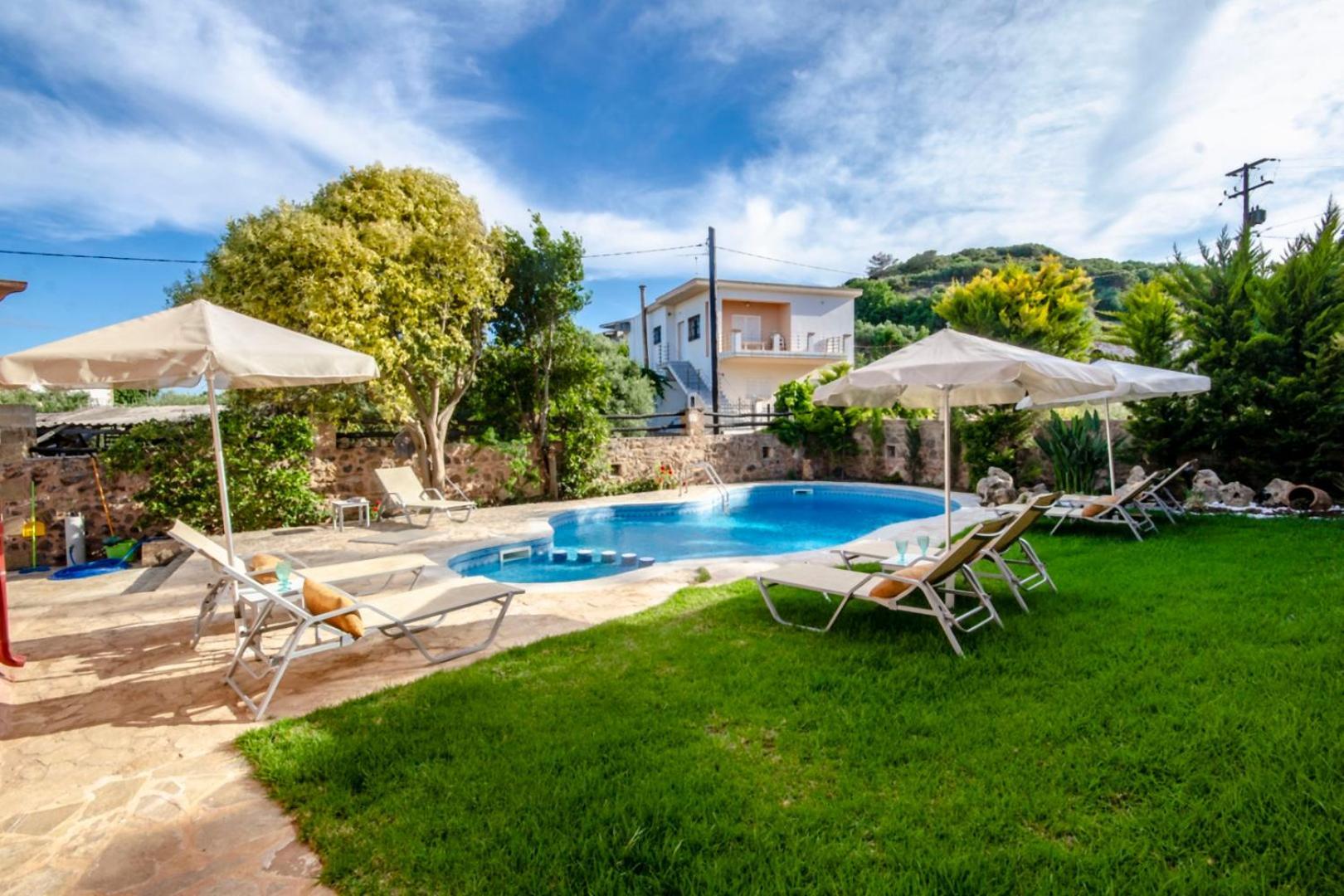 Aretaki Villas Astrátigos Екстериор снимка